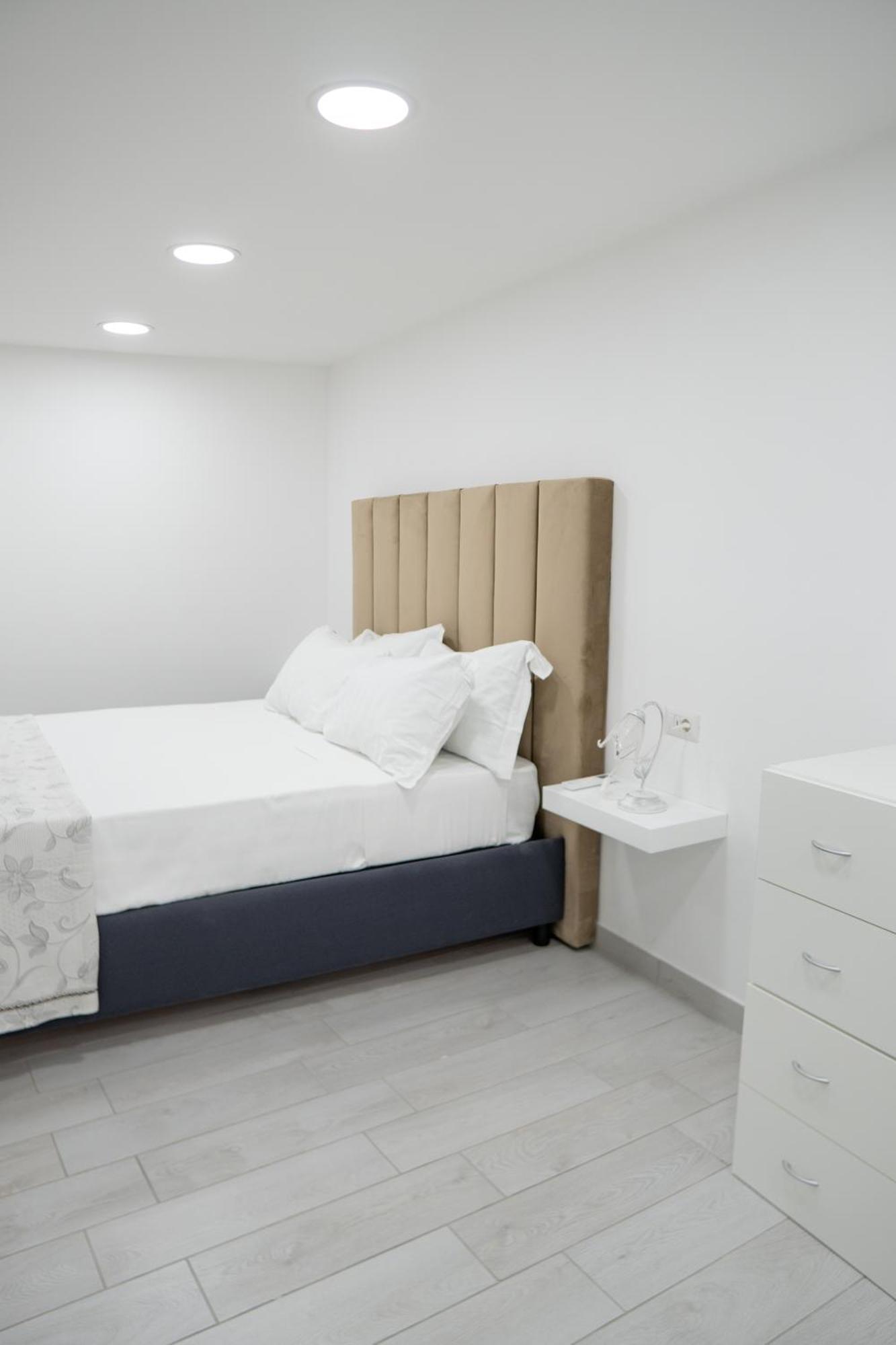Suite D'Elite Chiaia Napoli Bagian luar foto