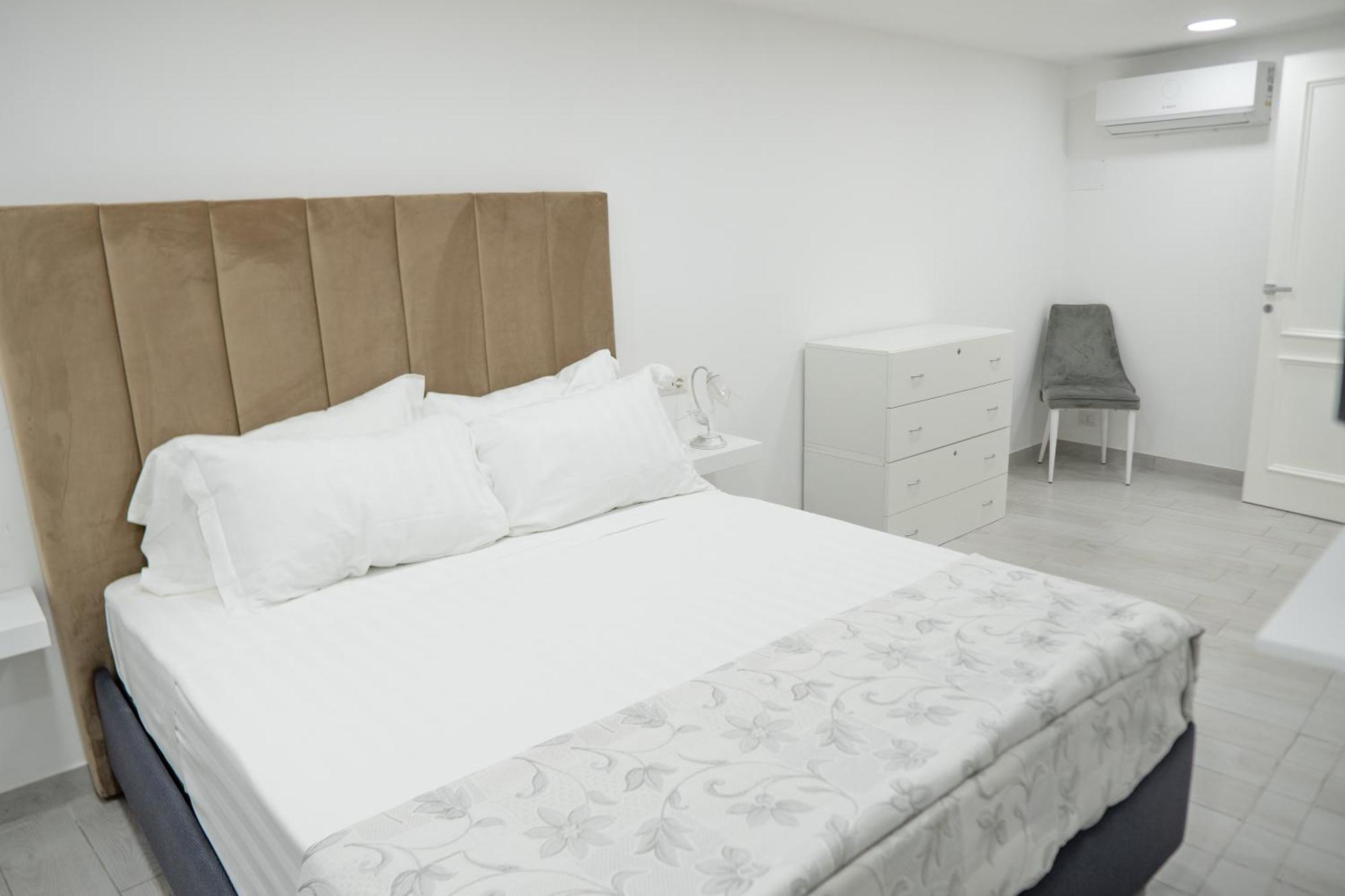 Suite D'Elite Chiaia Napoli Bagian luar foto
