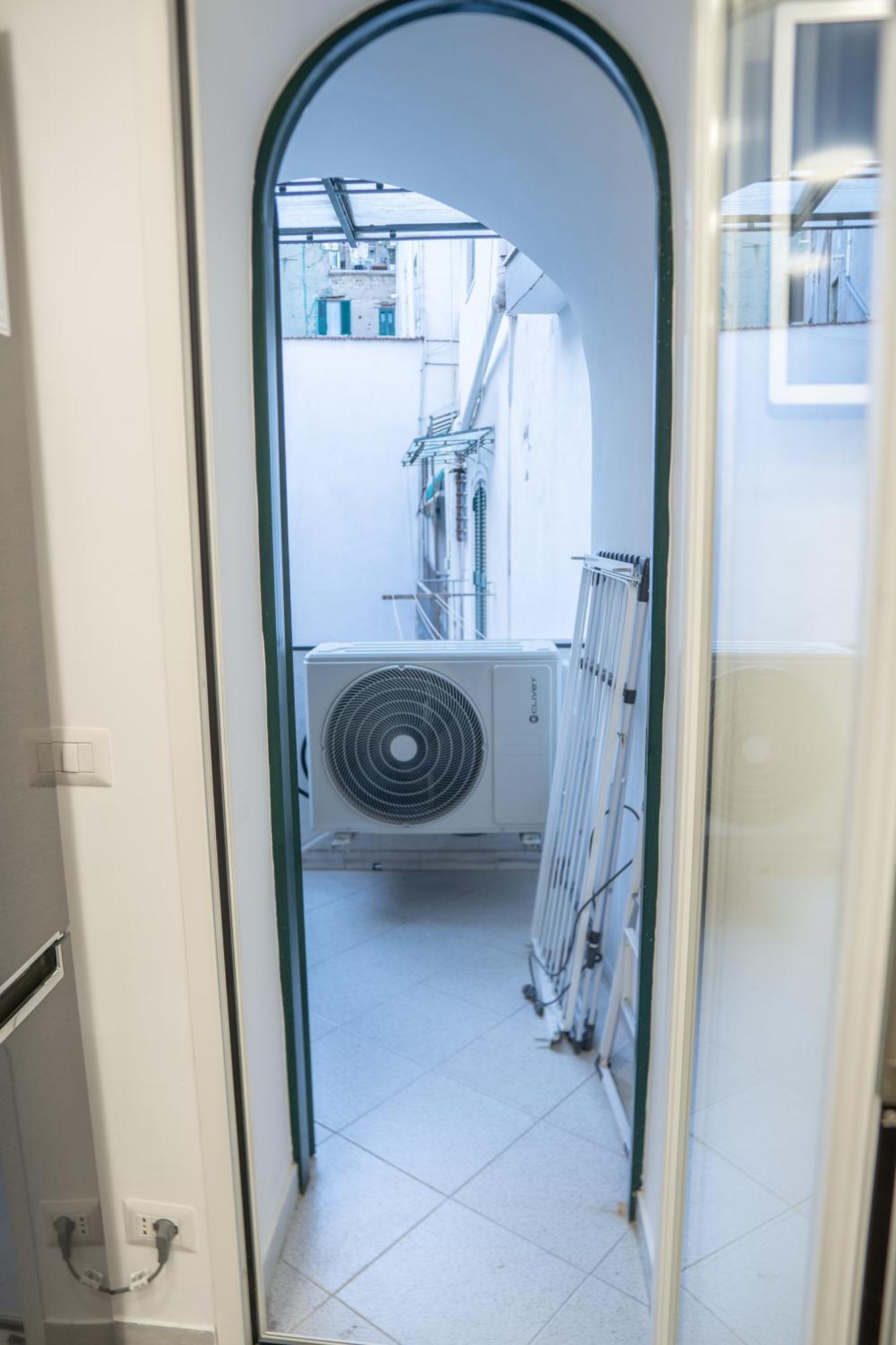 Suite D'Elite Chiaia Napoli Bagian luar foto