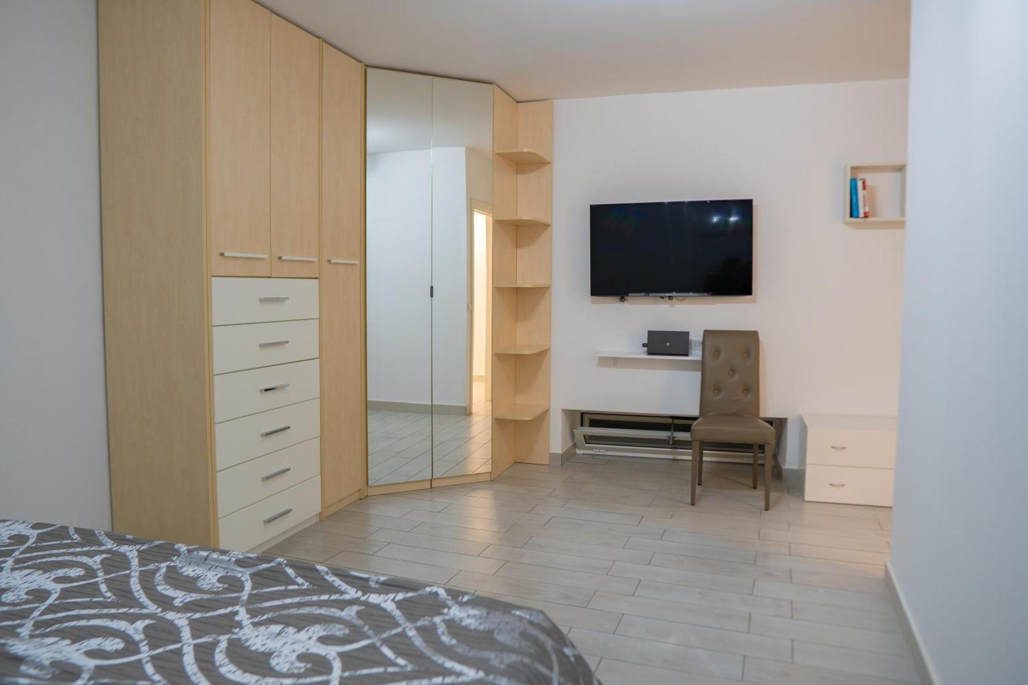 Suite D'Elite Chiaia Napoli Bagian luar foto