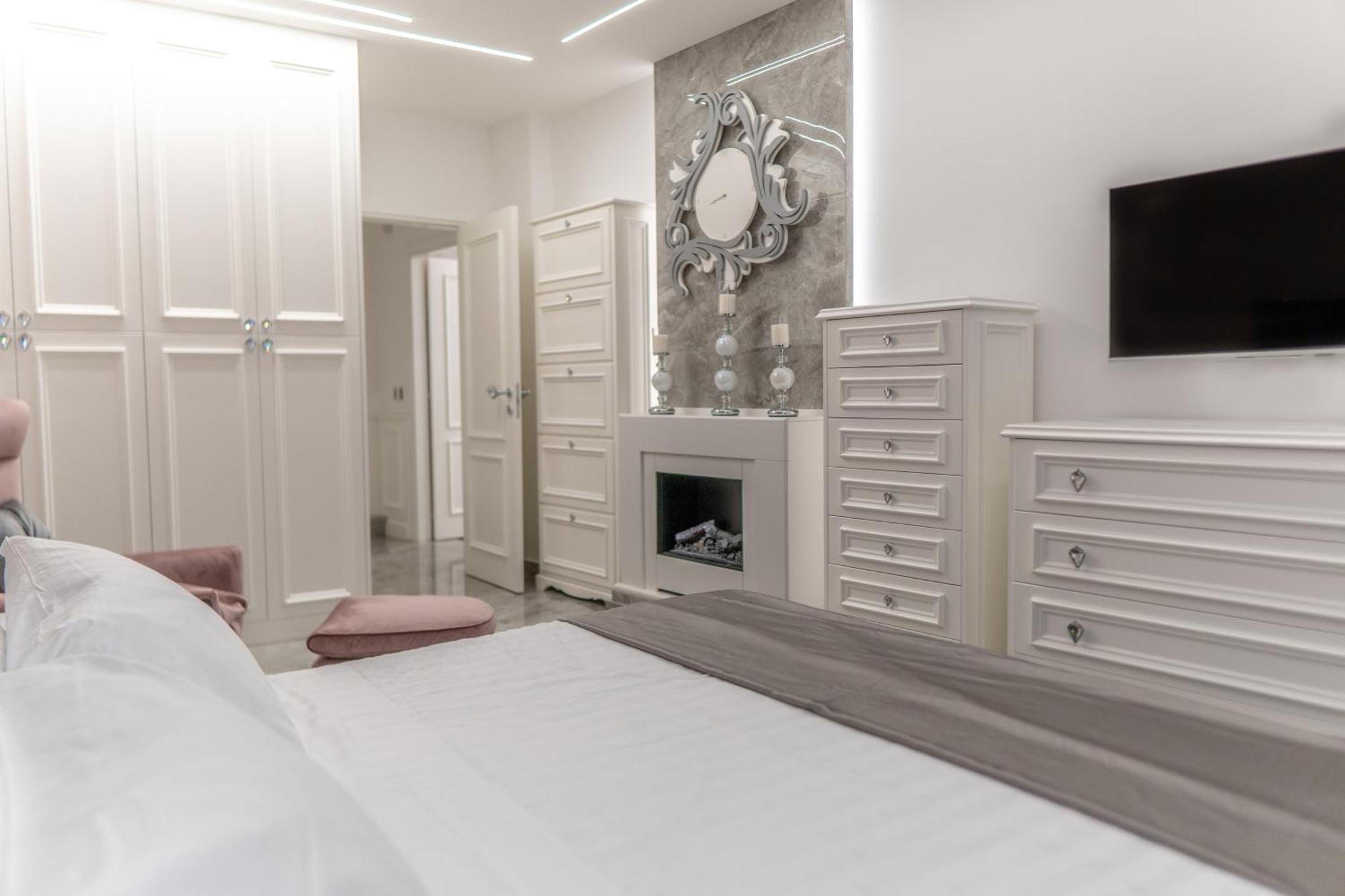 Suite D'Elite Chiaia Napoli Bagian luar foto